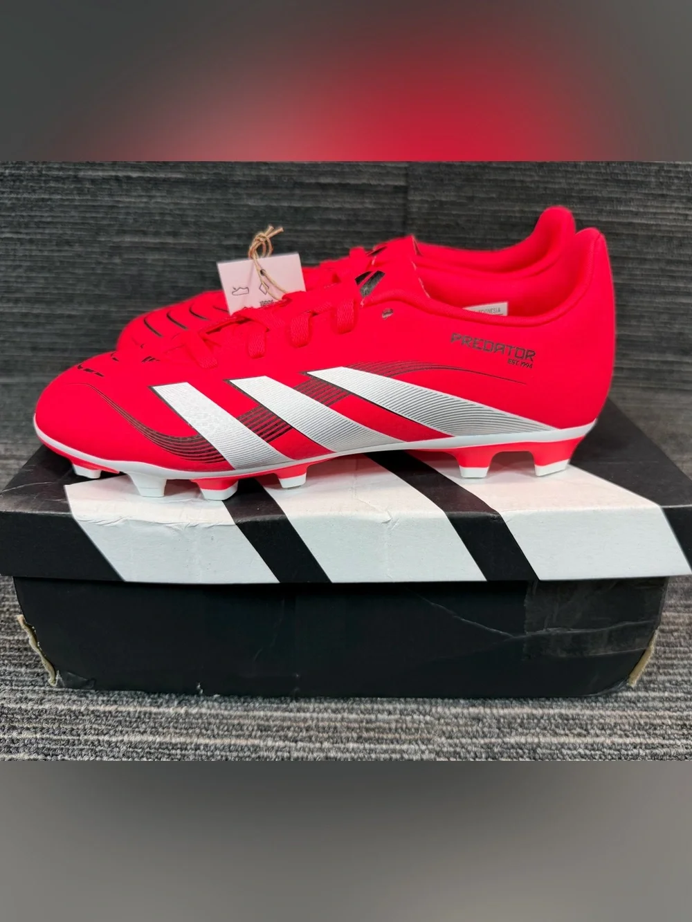 adidas Predator Club FG/MG J Lucid Red/White Soccer Cleats unisex Junior 5 New